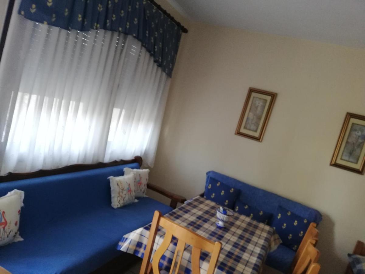 レプトカリヤCorner Houseアパートメント エクステリア 写真